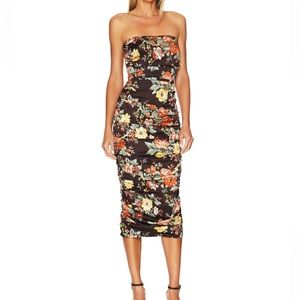 Veronica Beard Kupa Dress in oxblood in a size 6 (strapless)